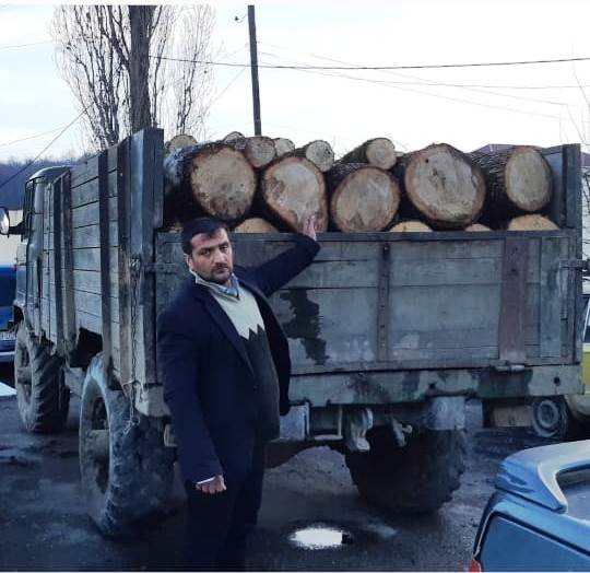 Polis qanunsuz ağac kəsənləri saxladı - FOTO